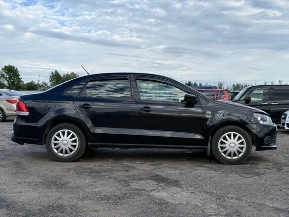 2013 Volkswagen Polo V, чёрный, 439999 рублей - вид 7
