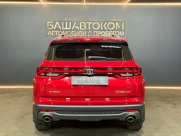 2024 Changan CS35 Plus I Рестайлинг, красный, 1840000 рублей - вид 4
