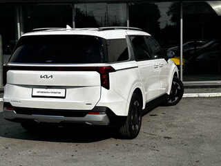 2025 Kia Carnival IV Рестайлинг, белый, 4890000 рублей, вид 4