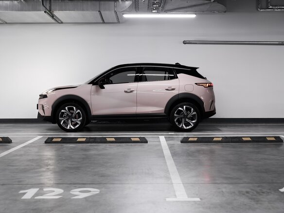 2026 Lynk & Co 06 I Рестайлинг, бежевый, 2912000 рублей - вид 1