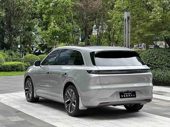 2024 Li Auto (Lixiang) L6 I, серебристый, 5490000 рублей - вид 5