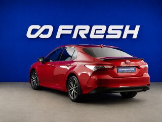 2021 Toyota Camry VIII (XV70) Рестайлинг, красный, 3325077 рублей, вид 2
