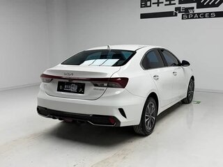 2023 Kia K3 II (China Market) Рестайлинг, белый, 1241000 рублей, вид 4