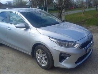 2019 Kia Ceed III, серебристый, 1500000 рублей, вид 1