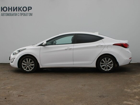 2014 Hyundai Elantra V (MD) Рестайлинг, белый - вид 1