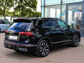 2023 Volkswagen Tiguan Allspace II Рестайлинг, чёрный - вид 3