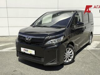 Toyota Voxy III (R80) Рестайлинг
