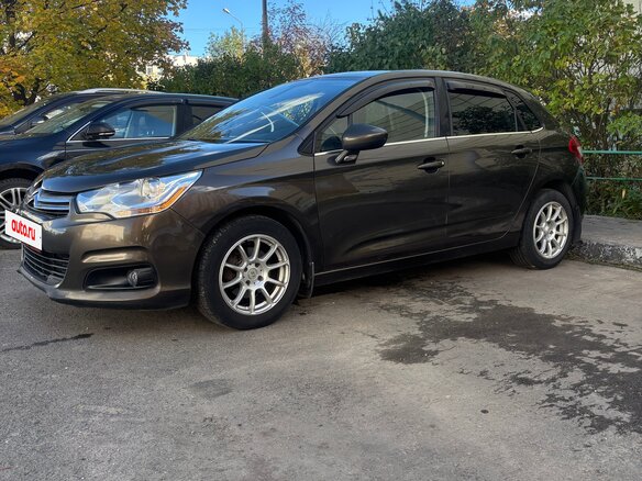 2011 Citroen C4 II, коричневый