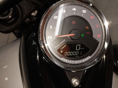 2024 Harley-Davidson Fat Bob, серый, 2449000 рублей, вид 5