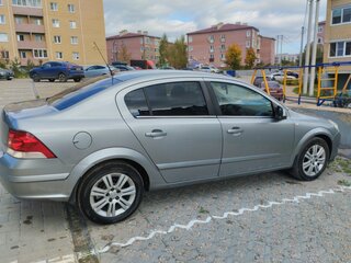 2011 Opel Astra H Рестайлинг, серый, 600000 рублей, вид 1