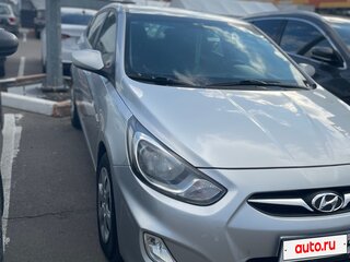 2012 Hyundai Solaris I, серебристый, 800000 рублей, вид 3