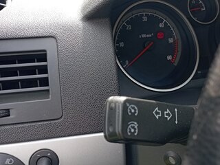 2009 Opel Astra H Рестайлинг, серебристый, 450000 рублей, вид 4