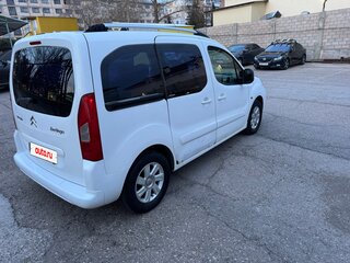 2011 Citroen Berlingo II, белый, 600000 рублей, вид 4