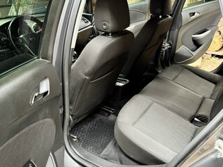 2010 Opel Astra J, серый, 650000 рублей, вид 5