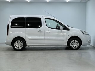 2013 Citroen Berlingo II Рестайлинг, белый, 600000 рублей, вид 4
