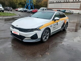 2020 Kia K5 III, белый, 2400000 рублей, вид 1