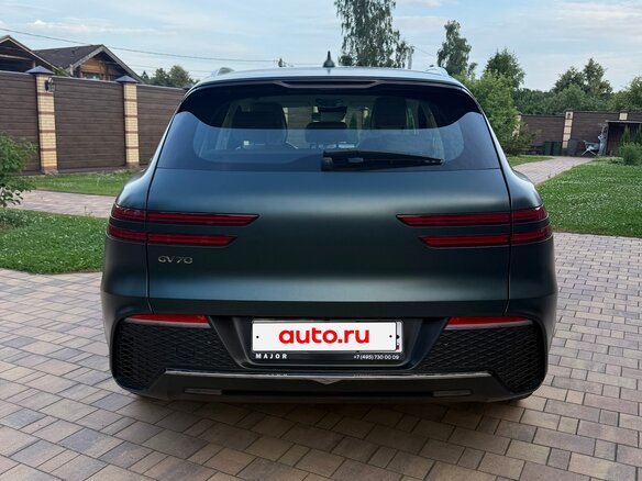 2021 Genesis GV70 I, зелёный, 4550000 рублей - вид 3