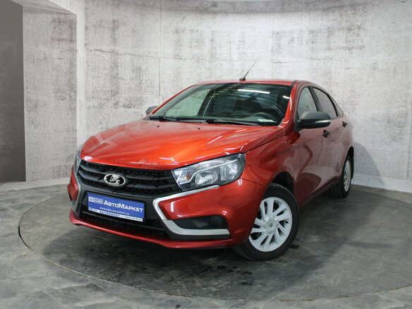 2017 Lada (ВАЗ) Vesta I, красный, 635000 рублей