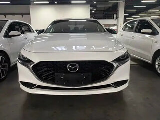 2025 Mazda 3 M Hybrid IV (BP), белый, 1650000 рублей, вид 2