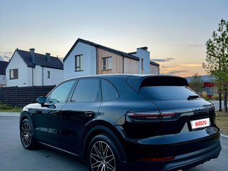 2019 Porsche Cayenne III, чёрный, 7100000 рублей, вид 3