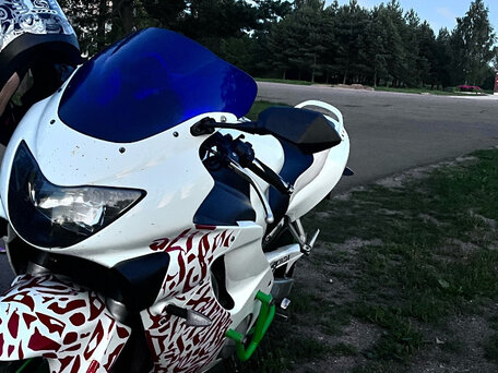 1999 Honda CBR 600F, белый, 325000 рублей, вид 2