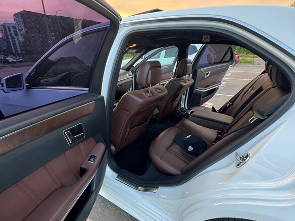 2014 Mercedes-Benz E-Класс 200 IV (W212, S212, C207) Рестайлинг, белый - вид 16