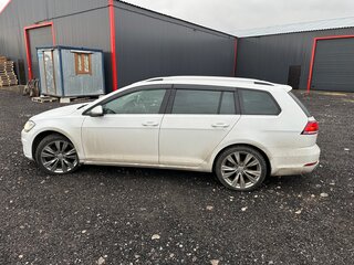 2017 Volkswagen Golf VII Рестайлинг, белый, 1400000 рублей, вид 5