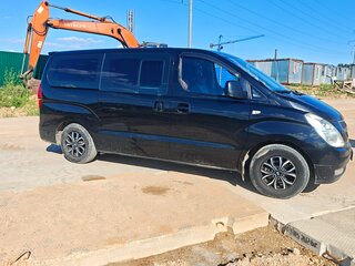 2009 Hyundai Grand Starex I, чёрный, 1500000 рублей, вид 2
