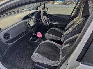 2016 Toyota Vitz III (XP130) Рестайлинг, серый, 700000 рублей, вид 5