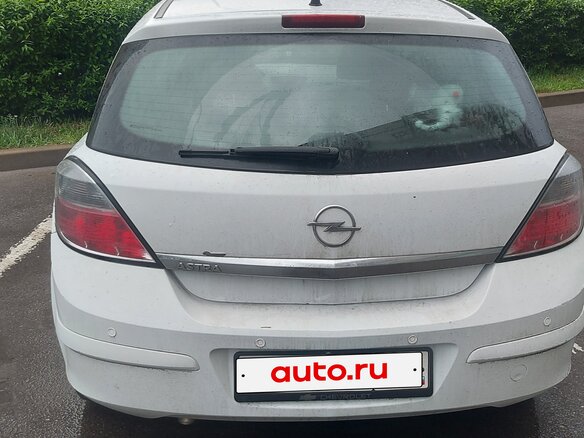 2009 Opel Astra H Рестайлинг, белый, 350000 рублей - вид 4