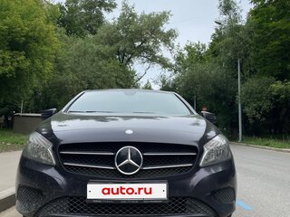2014 Mercedes-Benz A-Класс 180 III (W176), фиолетовый, 1280000 рублей, вид 1