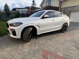 2021 BMW X6 40i III (G06), белый, 9999999 рублей, вид 1