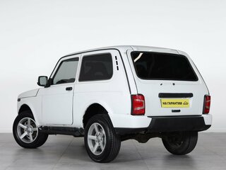 2017 Lada (ВАЗ) 2121 (4x4) I Рестайлинг, белый, 659000 рублей, вид 4