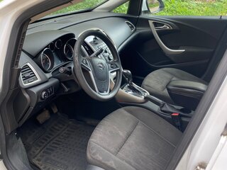 2011 Opel Astra J, белый, 630000 рублей, вид 4