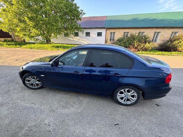 2011 BMW 3 серии 318i V (E90/E91/E92/E93) Рестайлинг, синий, 970000 рублей - вид 10