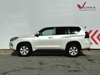 2021 Toyota Land Cruiser Prado 150 Series Рестайлинг 3, белый, 5400000 рублей, вид 2