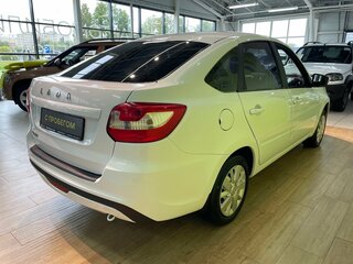 2022 Lada (ВАЗ) Granta I Рестайлинг, белый, 655000 рублей, вид 4