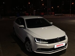 2016 Volkswagen Jetta VI Рестайлинг, белый, 850000 рублей, вид 1