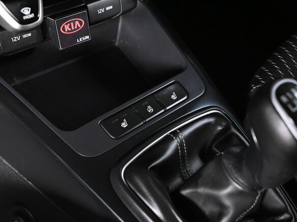 2018 Kia Rio X-Line IV, серый, 1400000 рублей - вид 17