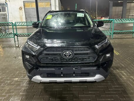 2026 Toyota RAV4 V (XA50), чёрный, 4195000 рублей, вид 2