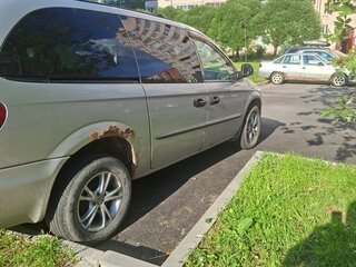2003 Dodge Caravan Grand IV, серебристый, 370000 рублей, вид 4