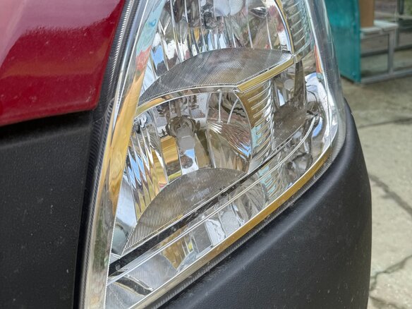 2012 Iveco Daily, красный, 2100000 рублей - вид 1