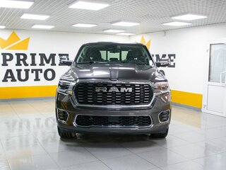 2026 Ram 1500 Crew Cab V Рестайлинг, серый, 10999000 рублей, вид 2