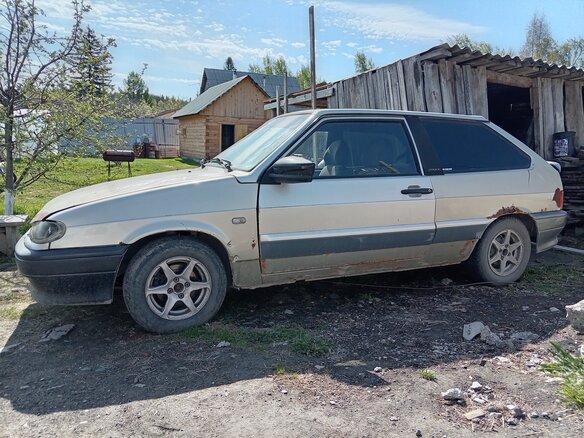 2006 Lada (ВАЗ) 2113, серебристый, 90000 рублей - вид 3