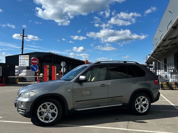 2008 BMW X5 3.0sd II (E70), серый - вид 4