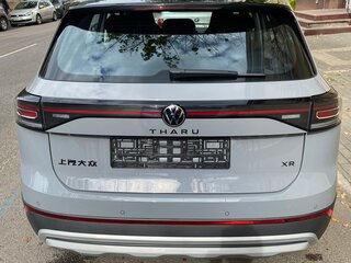 2025 Volkswagen Tharu XR, серый, 2350000 рублей, вид 2