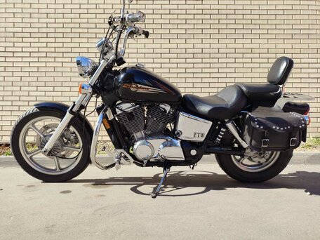 2001 Honda VT 1100, чёрный, 490000 рублей, вид 1