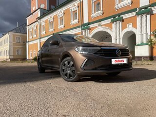 2020 Volkswagen Polo VI, коричневый, 1375000 рублей, вид 2