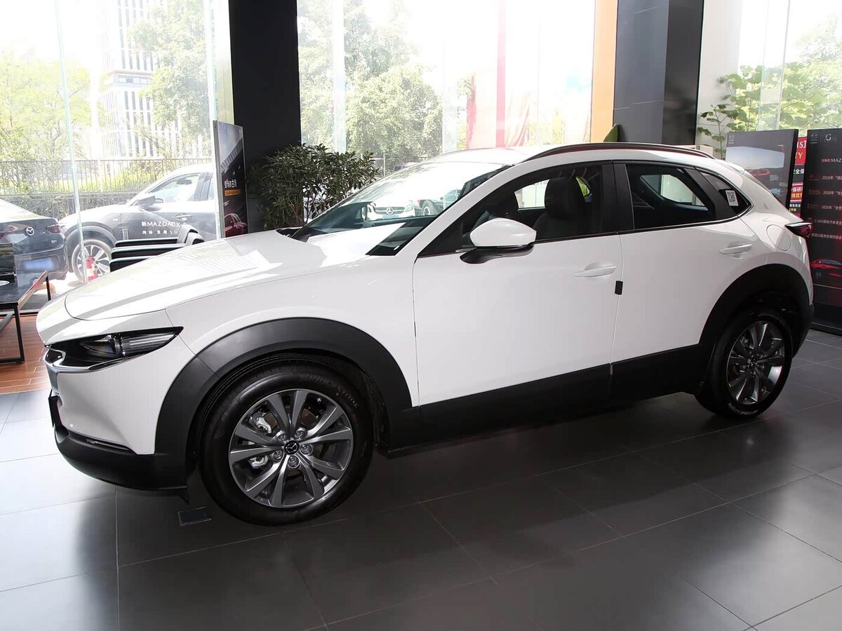 Открыть фотографии: Mazda CX-30 I