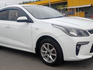 2018 Kia Rio IV, белый, 1350000 рублей, вид 2